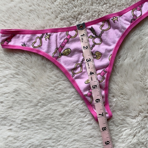 VS PINK | Y2K Pink & Gold Charms Low Rise Thong | M - Picture 11 of 15